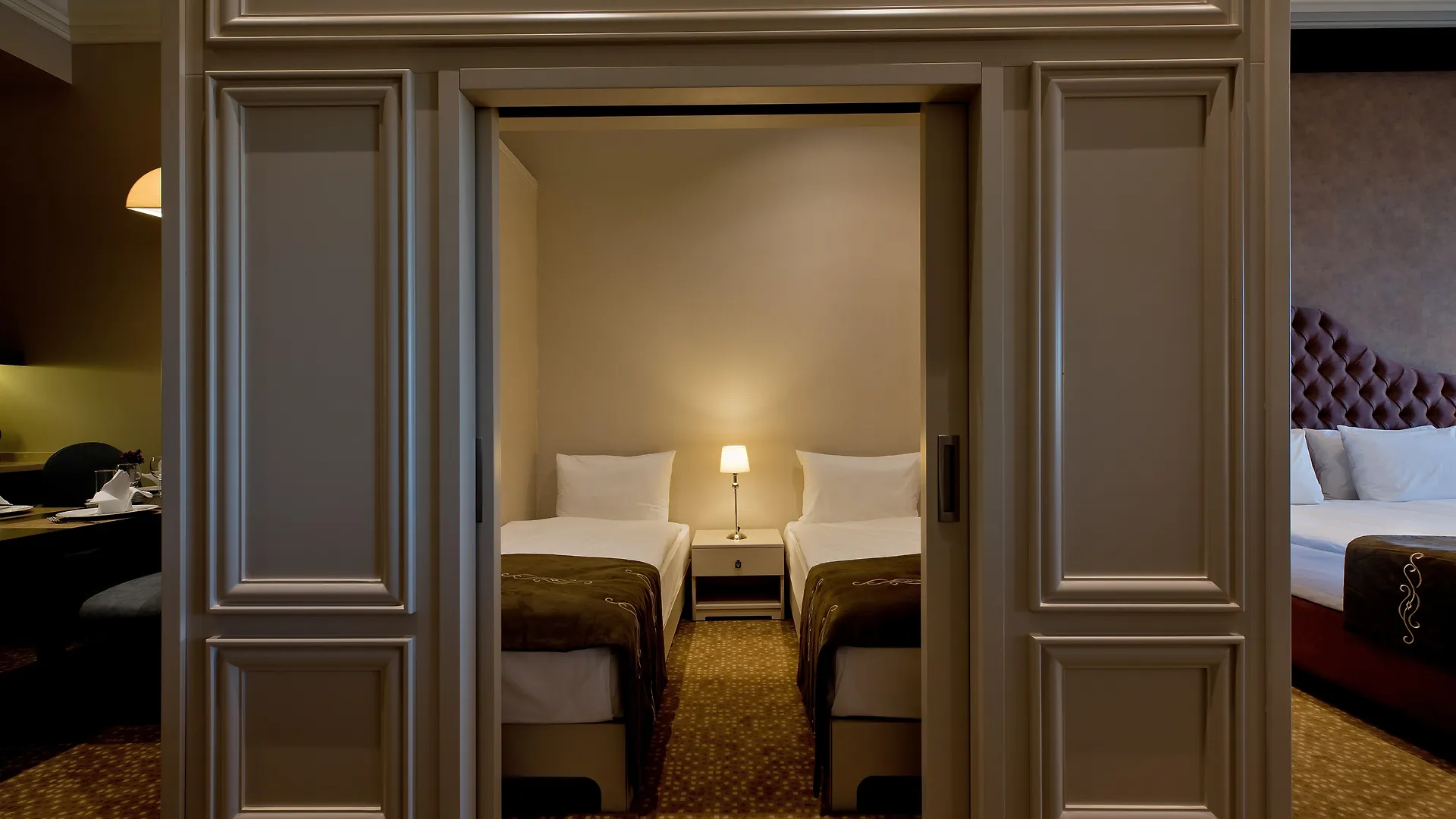 Vialand Palace Hotel Istanboel