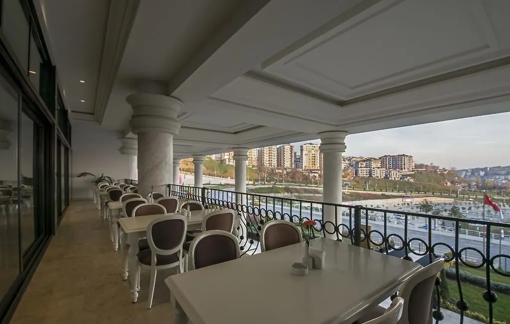 Vialand Palace Hotel Istanboel