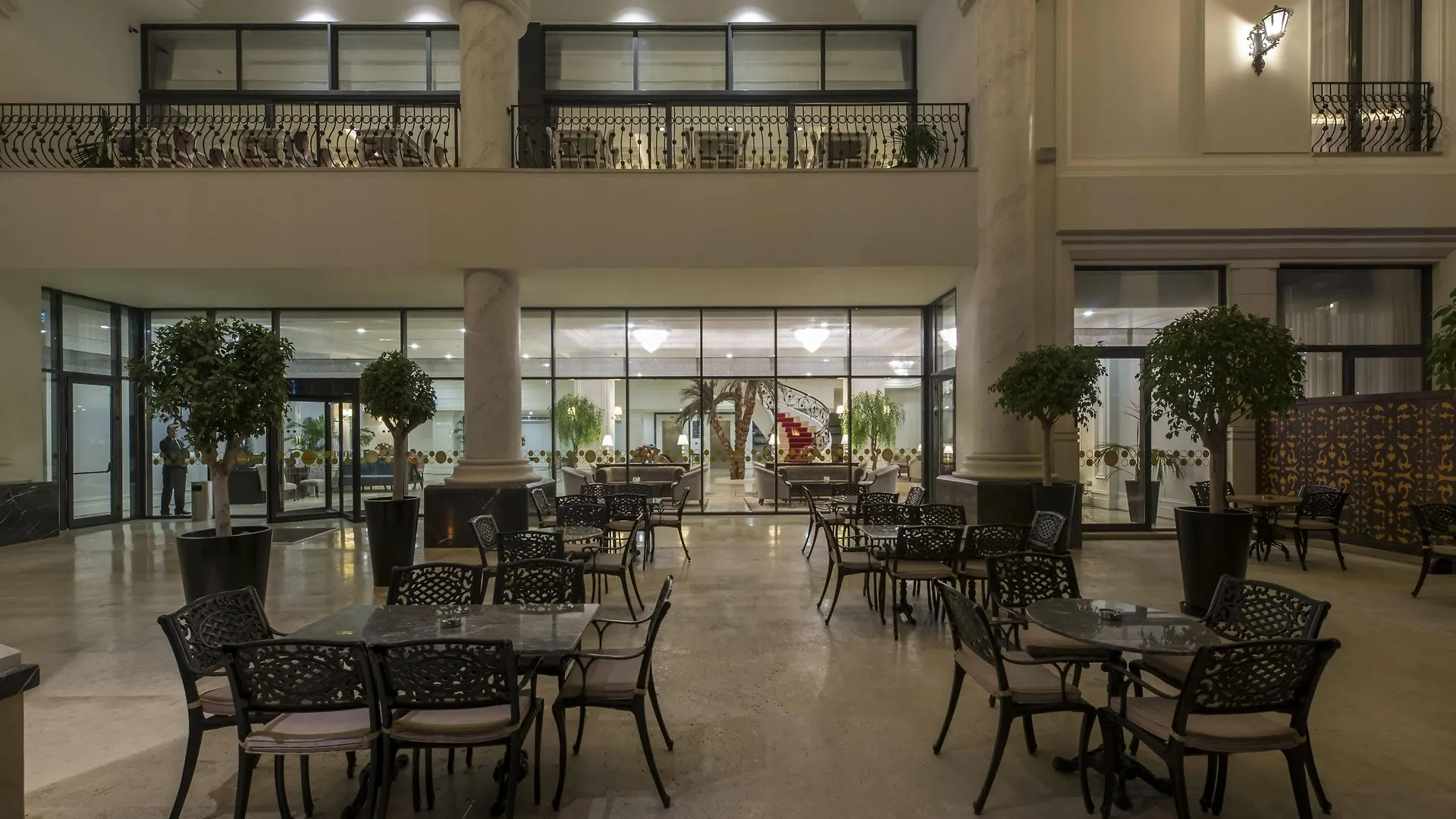 Vialand Palace Hotel Istanboel